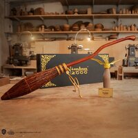 Cinereplicas - Harry Potter Nimbus 2000 met Gouden snaai en COA
